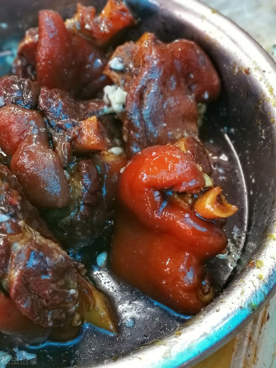 这座粤里粤气的广西小城，说粤语、吃粤菜、听粤剧，一身广东味道