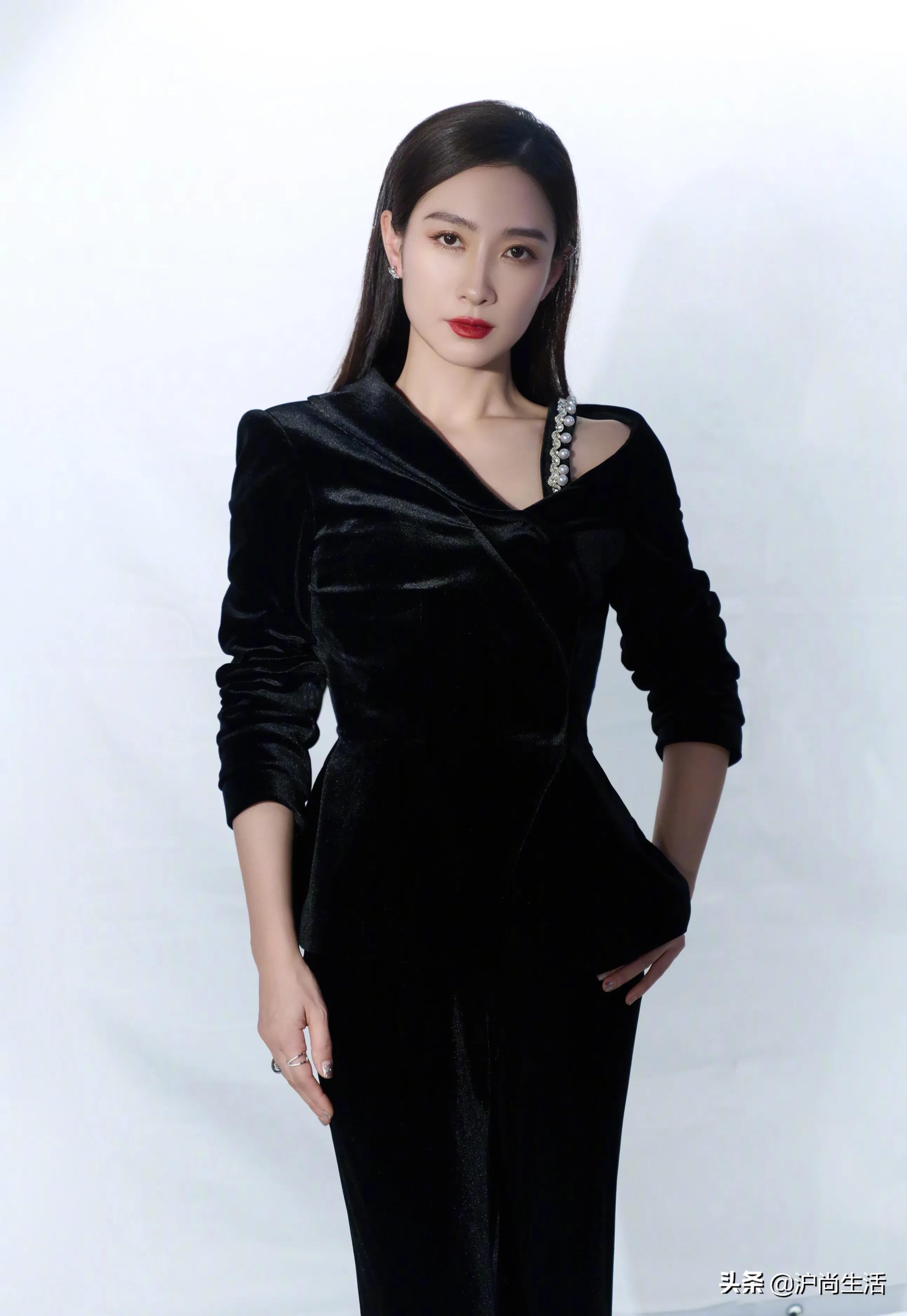 陶昕然：气质优雅，成熟迷人，漂亮大方