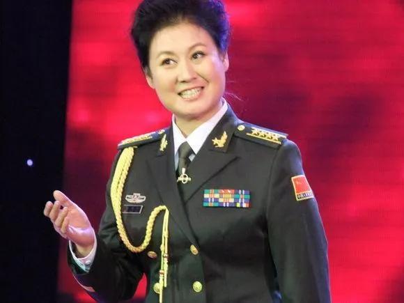 当年演出之后，黄晓娟对着赵本山说：这可能是咱们最后一次合作了