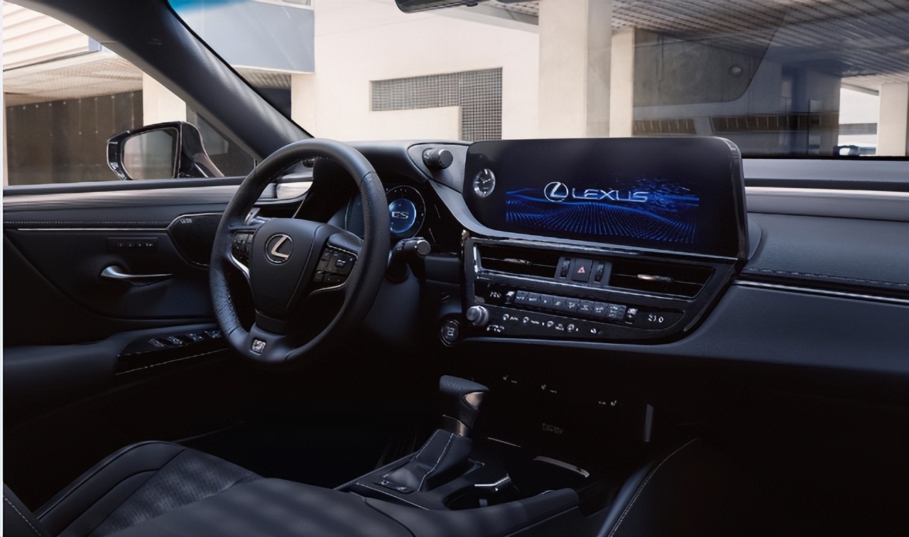 取消触控板、支持Car Play，2023款雷克萨斯ES发布