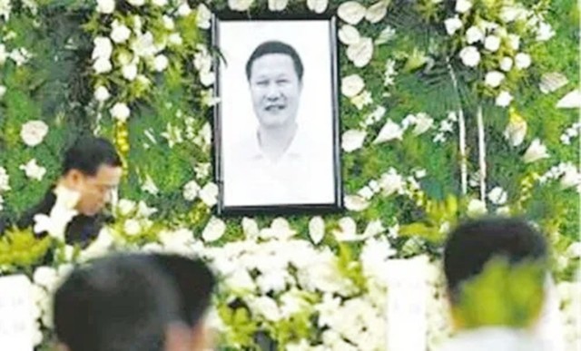 他是东莞四大企业集团总裁，东莞“隐形首富”，50岁英年早逝