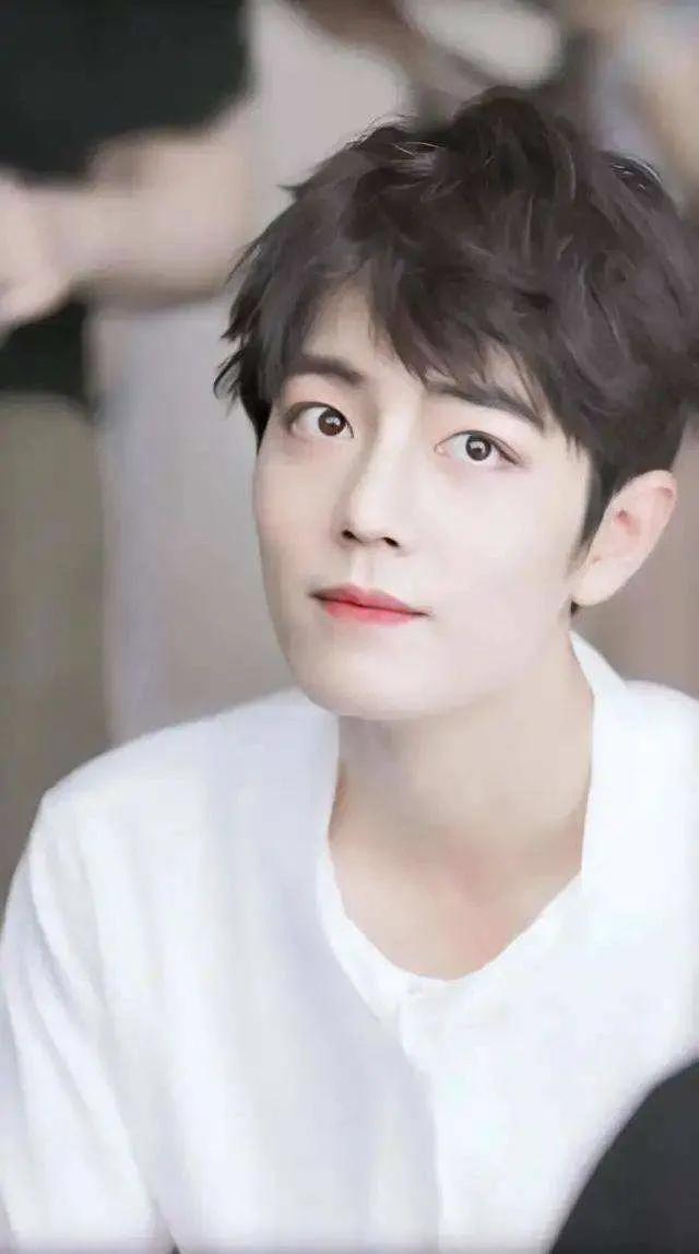 肖战超帅最新壁纸