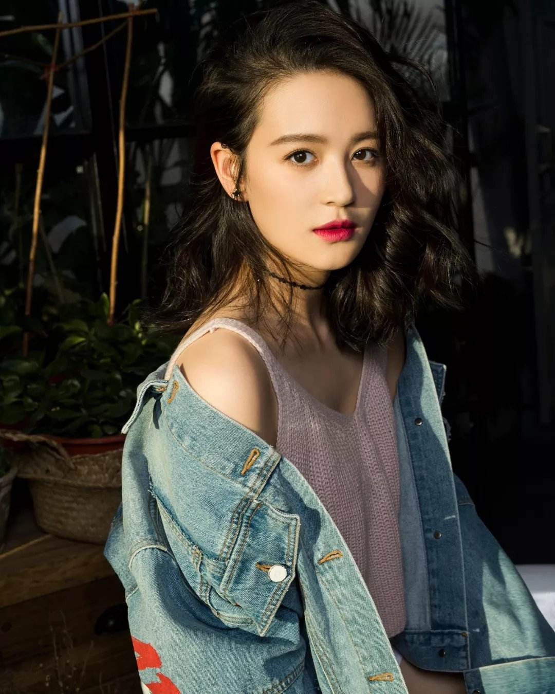 92年湖北女演员曾一萱，清新靓丽