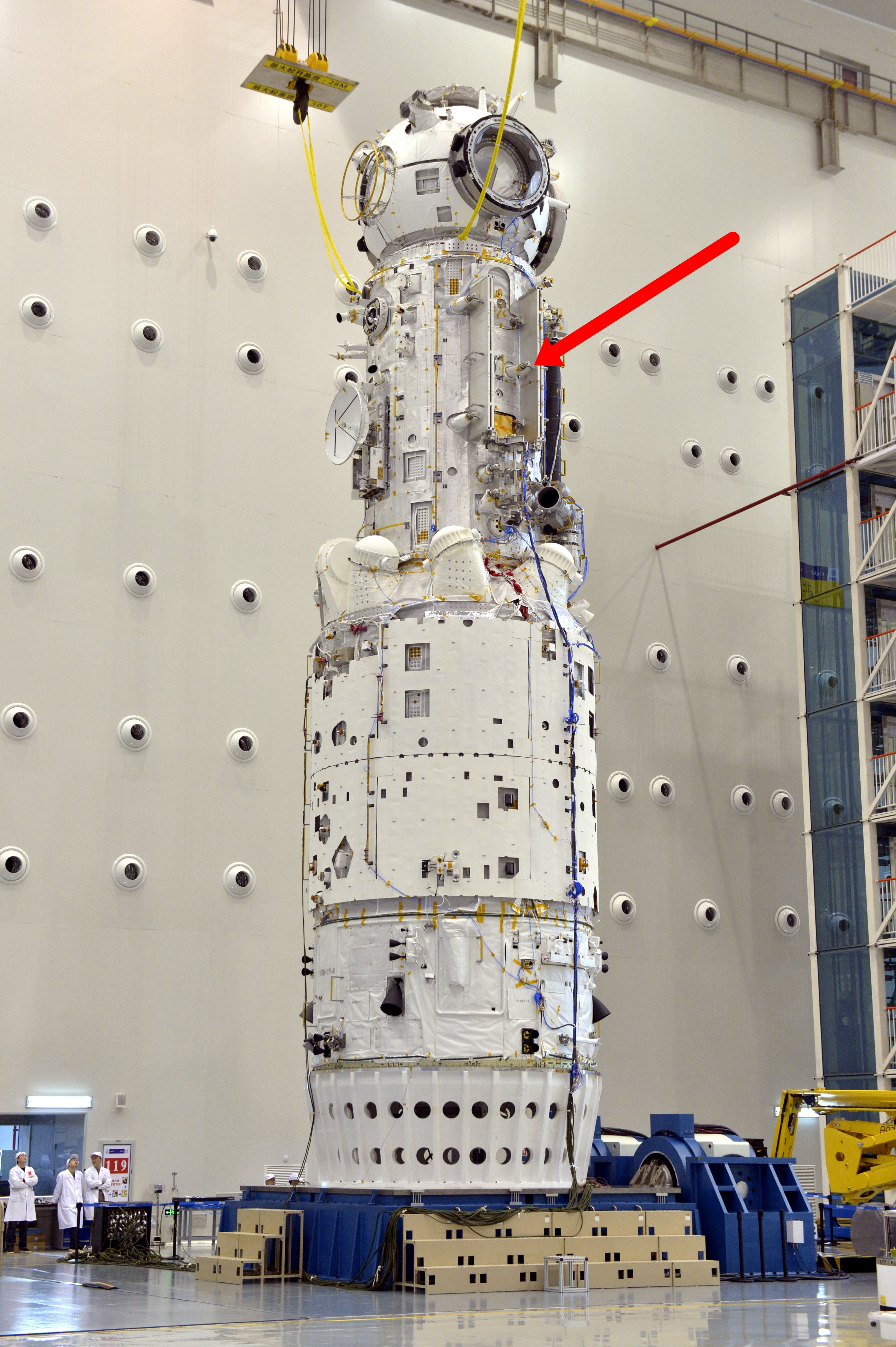 ���칬�ռ�վ֮����һ���ٶּ��ռ�վ���࣬���߶ԱȻ������