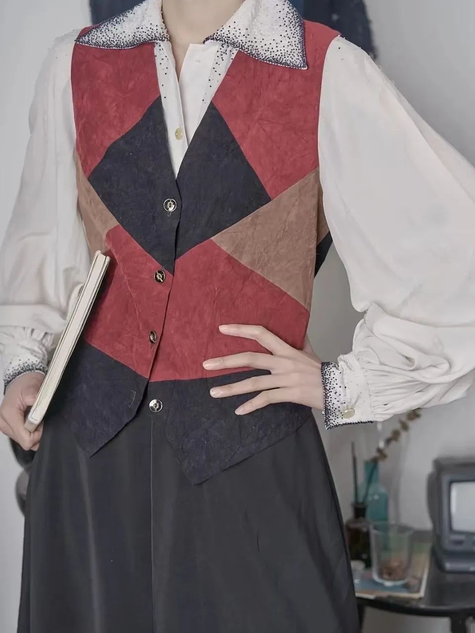 次次艳压00后小花，35岁的杨幂心机在哪儿？