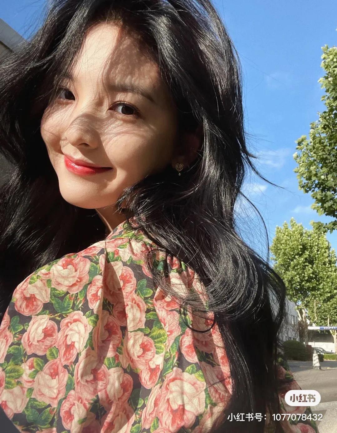 如夏日初恋般感觉的章若楠