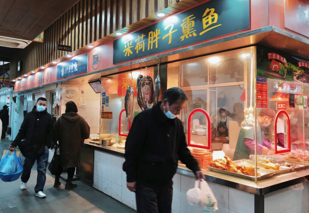 没想到有一天,在菜场被馋哭
