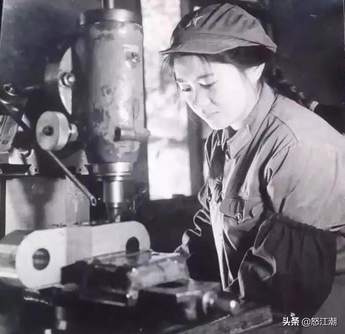 老兵刘吉英：难忘军旅！女兵连的故事