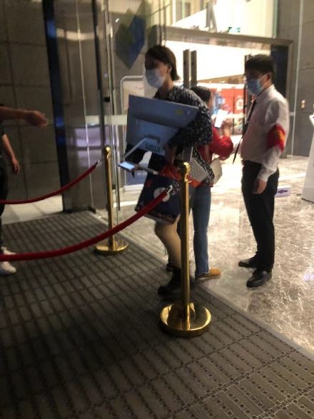 深圳人进入7天慢生活：全市公交、地铁停运！原因紧急