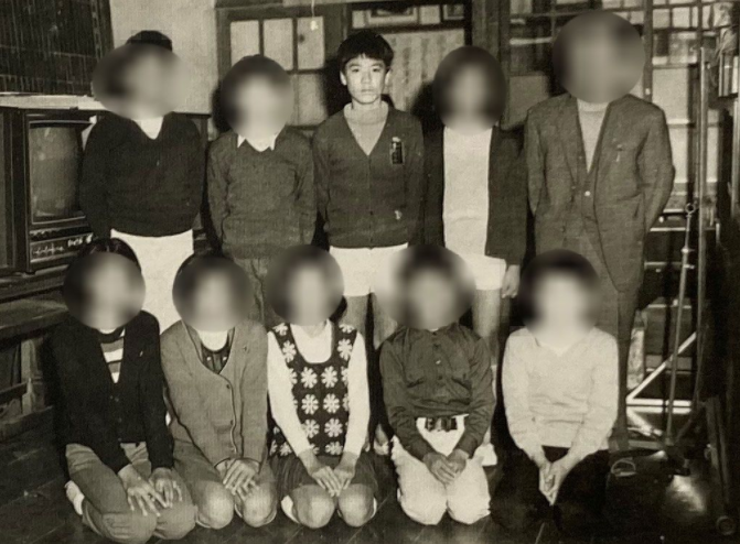 日本最恐怖灭门案！一家7口遭洗脑自相残杀，5岁幼儿也惨死