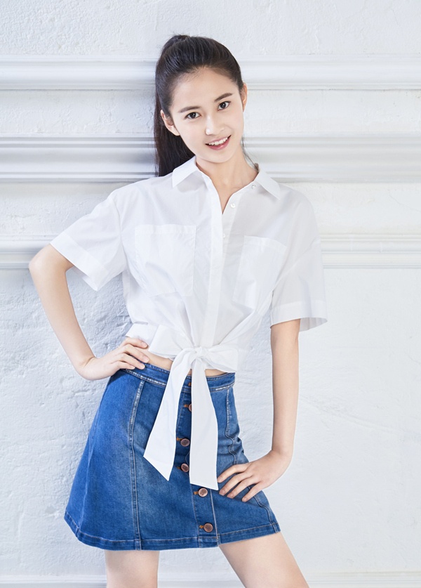 92年女演员陈钰琪，清新靓丽