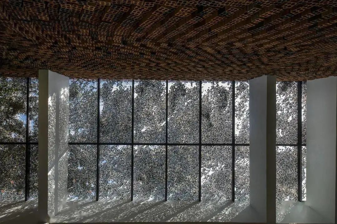 ‘自呼吸’墙，透气的建筑外墙｜红砖艺术