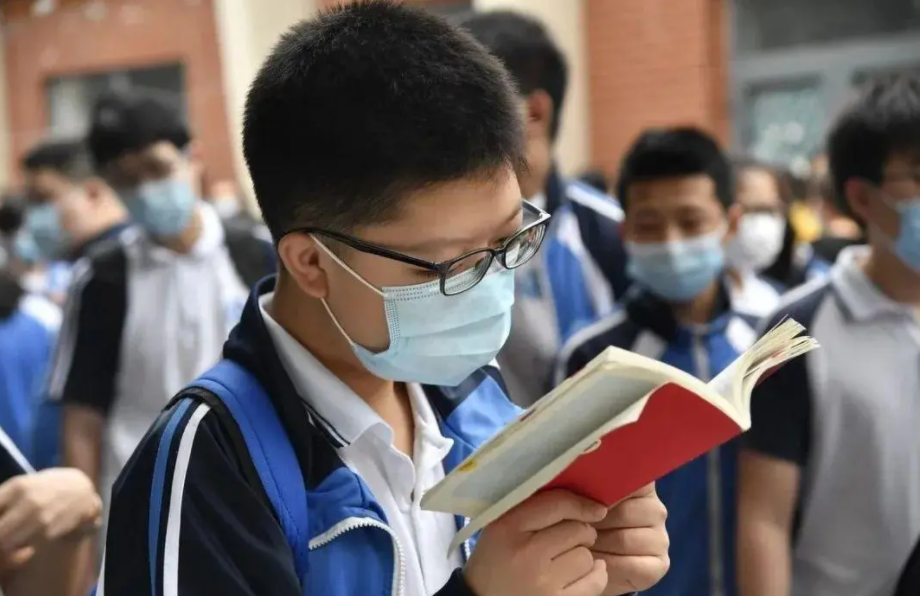 教育部“职教高考”新政策，打破普职分流传闻？家长表示喜忧参半