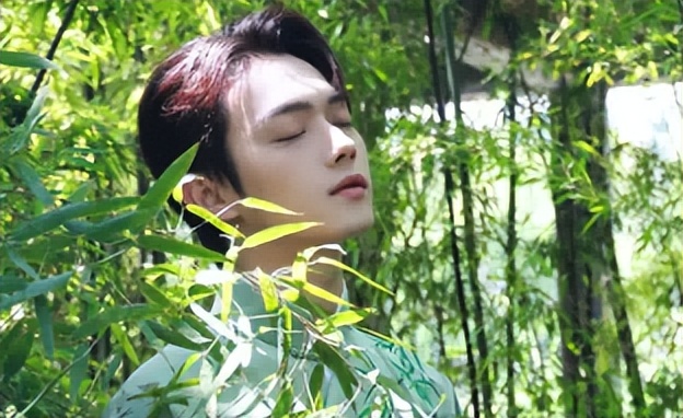 “气质不行”别穿长衫！这12位民国贵公子，完美诠释什么叫儒雅