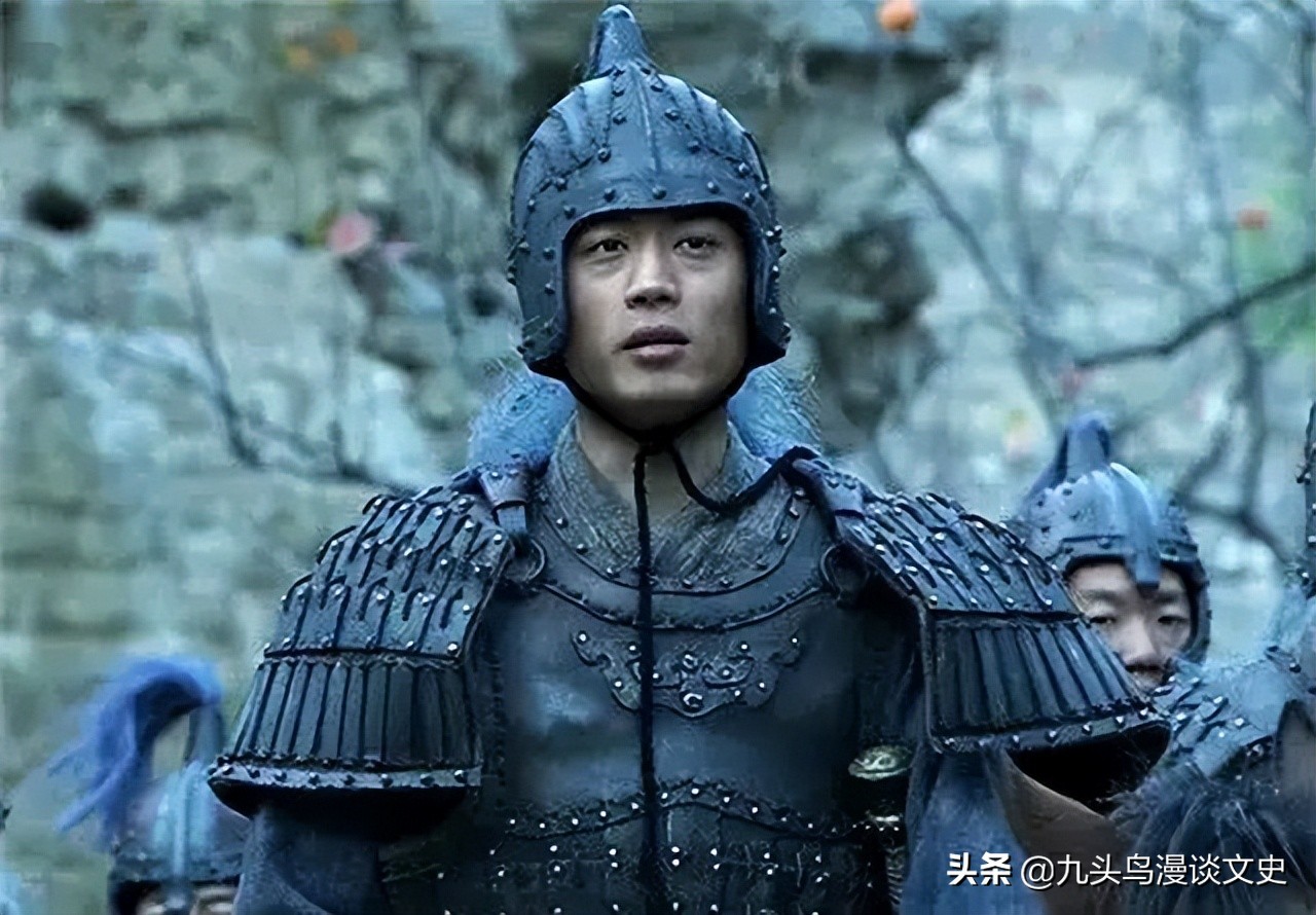 就像是荆州势力一样,荆州有蔡瑁,蒯越等本土大士族,然后也有伊籍,诸葛