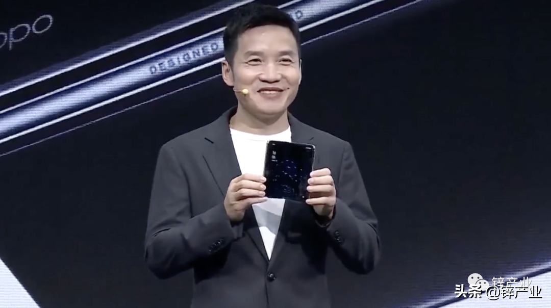 说苹果无聊的那个男人，做了一部手机