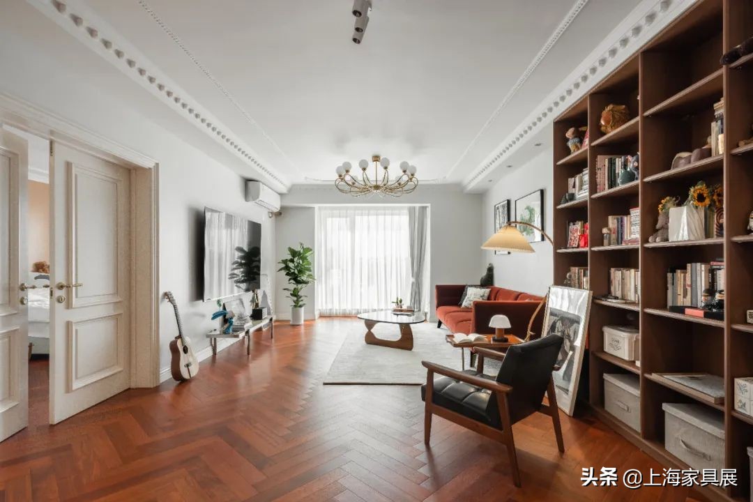 110㎡ 两室两厅，用中古风演绎时尚美家