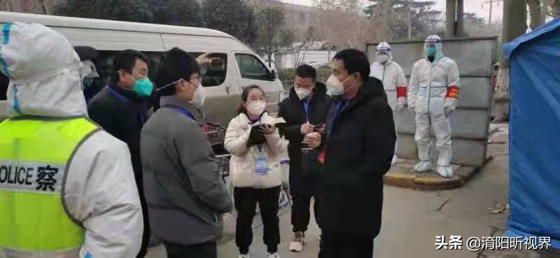 ���������г������������ط���һ�ߵ�����������