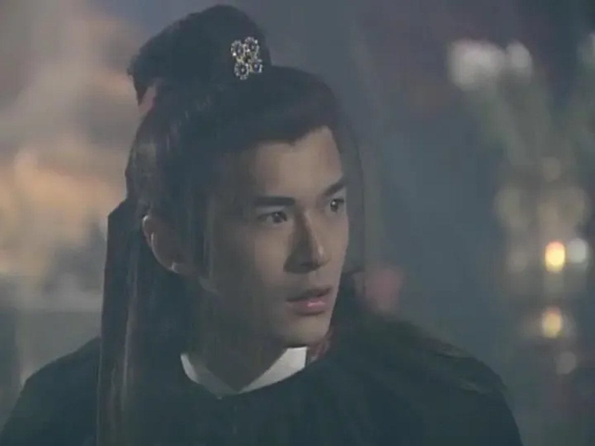 角色设定平平无奇，演员却个个长相惊艳，你管这叫“路人脸”？