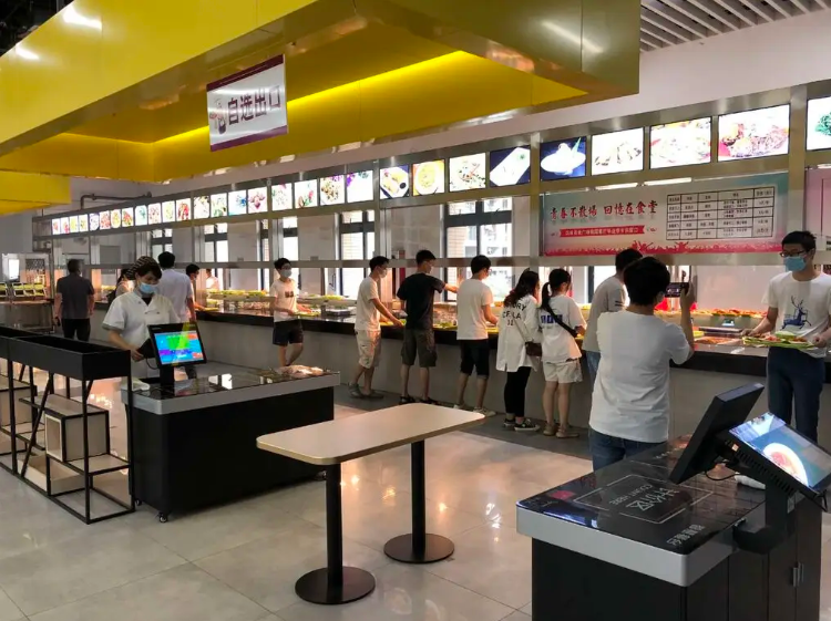 一中学食堂价目表走红网络，与华中农大差距大，网友评论褒贬不一