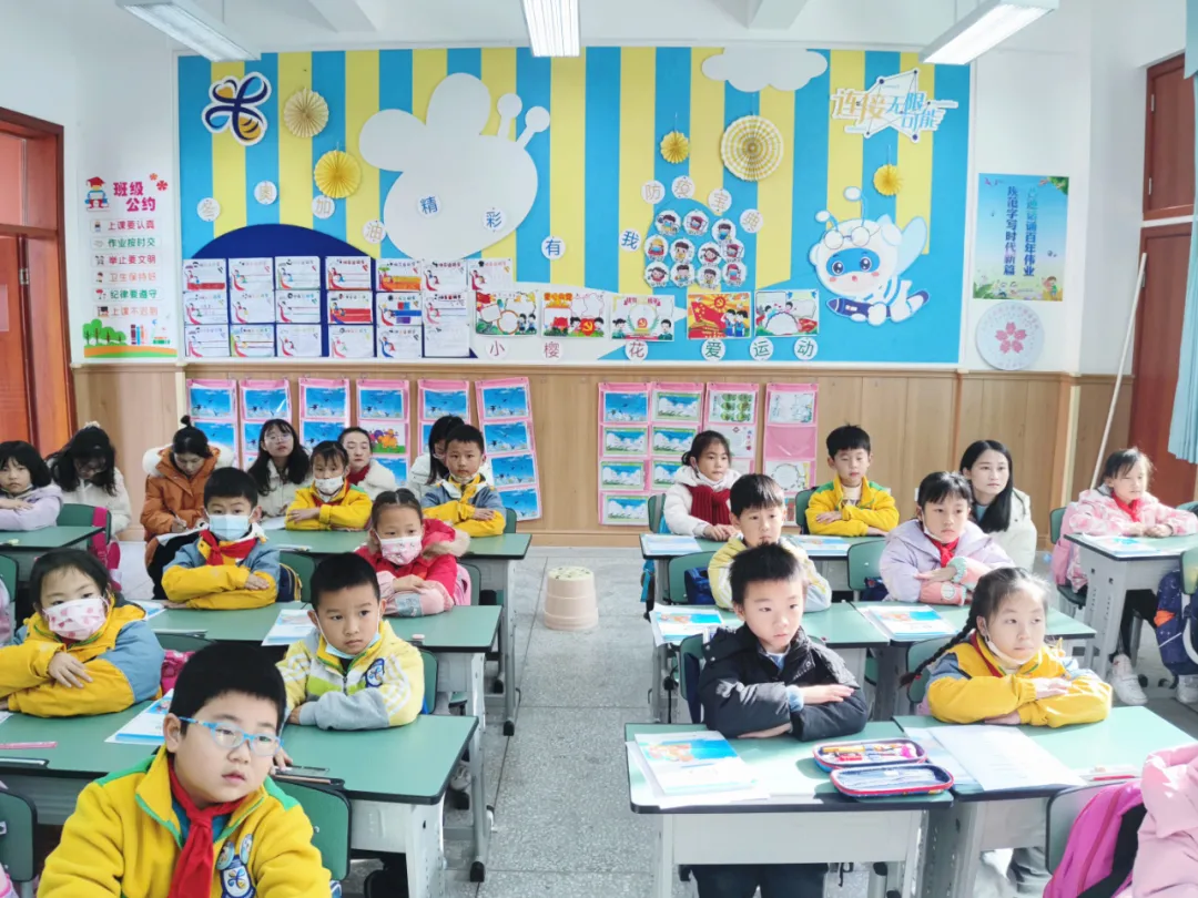 双流区实验小学外国语学校——磨砺促成长 交流思改进