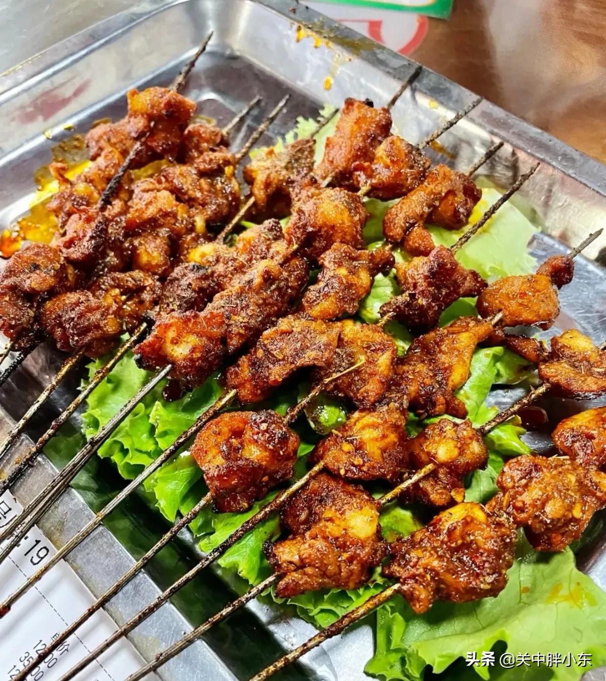 户县美食攻略，从早餐到晚餐，一天往返，口碑馆子和地摊，接地气
