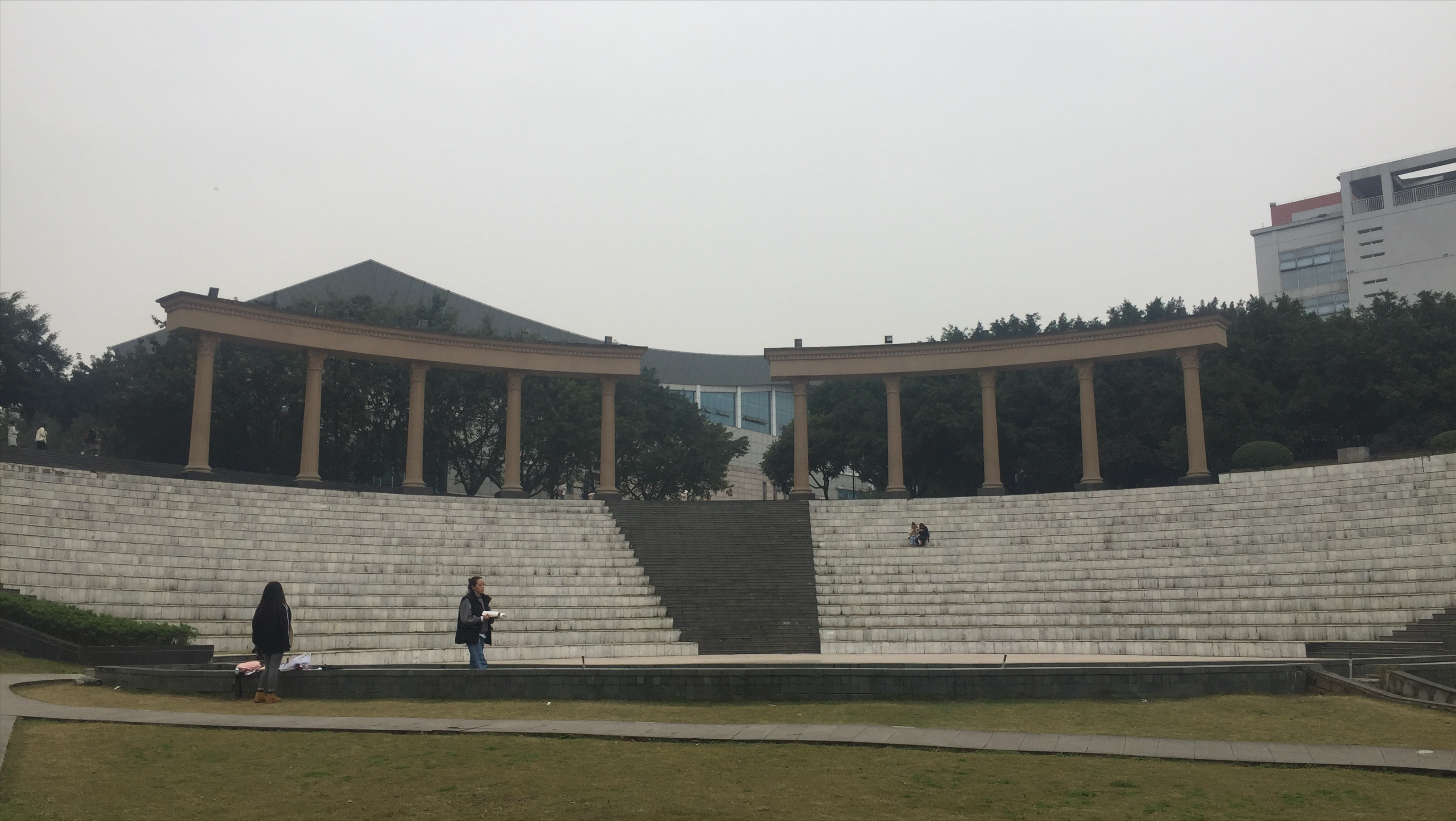 西南政法大学：2022年招生4037人，重庆物理类招生计划大幅增加