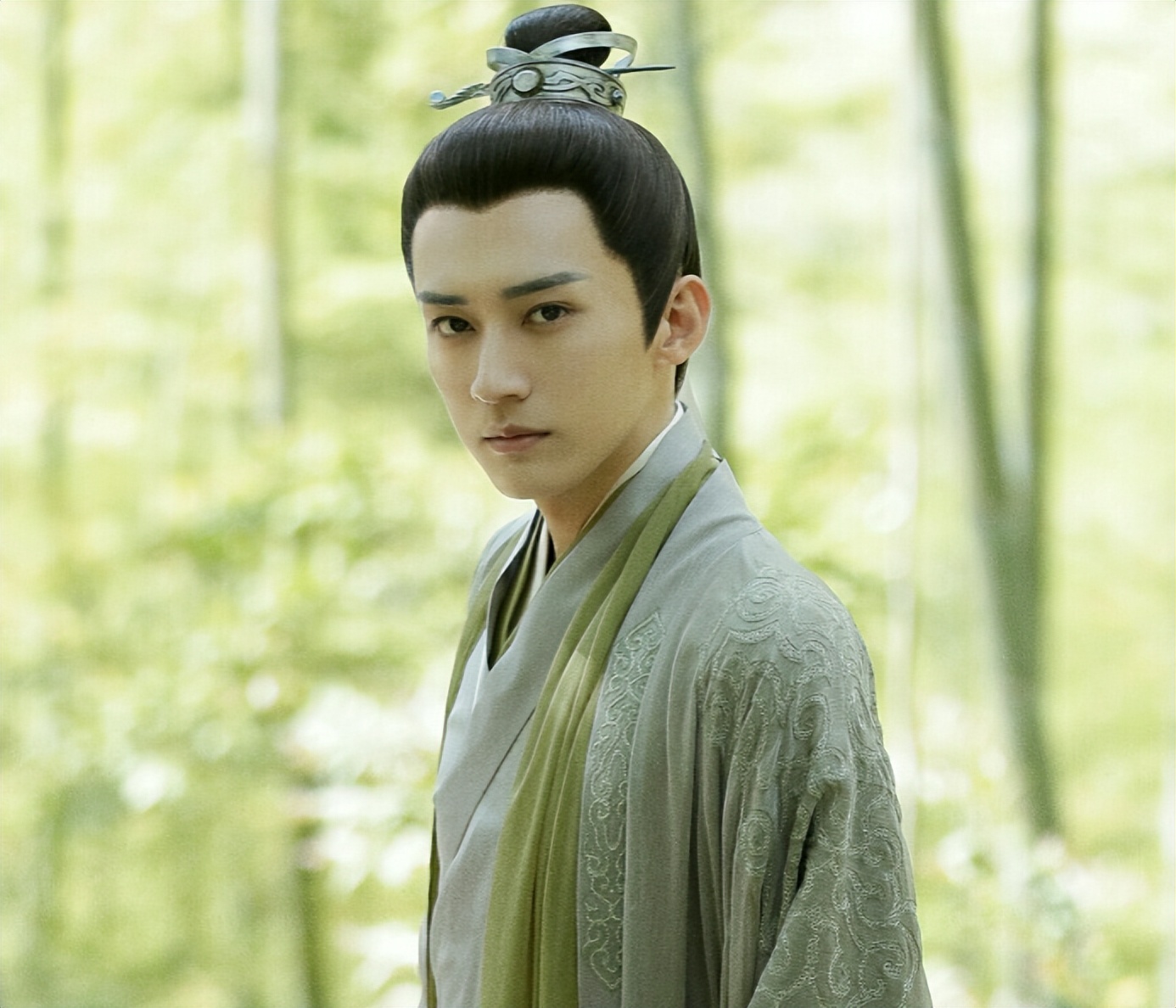 4年前在《知否》里演丫鬟，后连上3部女主戏，王梓薇何时翻红？