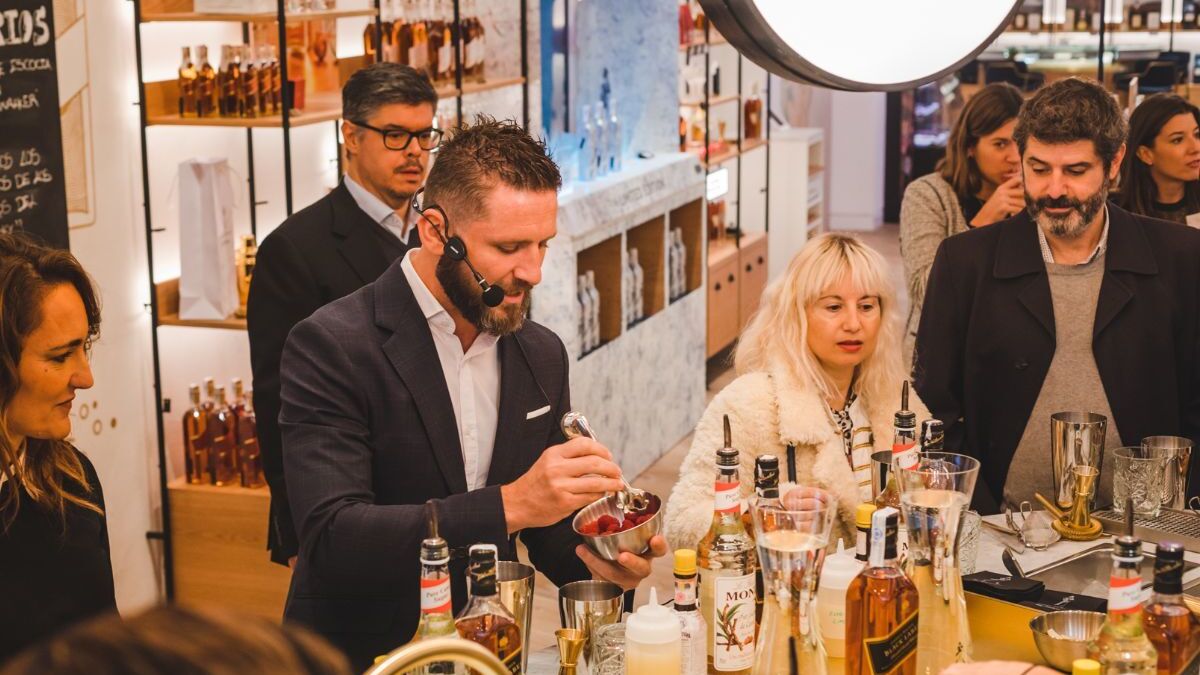 社交：未来酒类产品体验店设计的驱动力