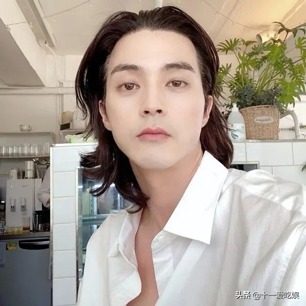 9位留长发也很帅的韩国男演员谁的视觉效果最亮眼