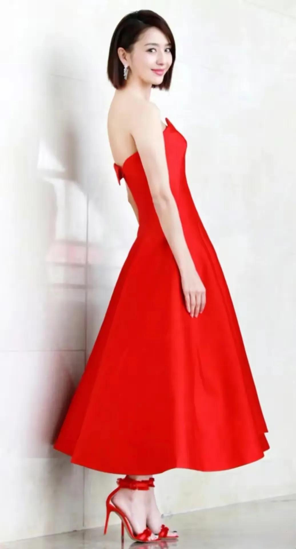 佟丽娅短发造型真漂亮