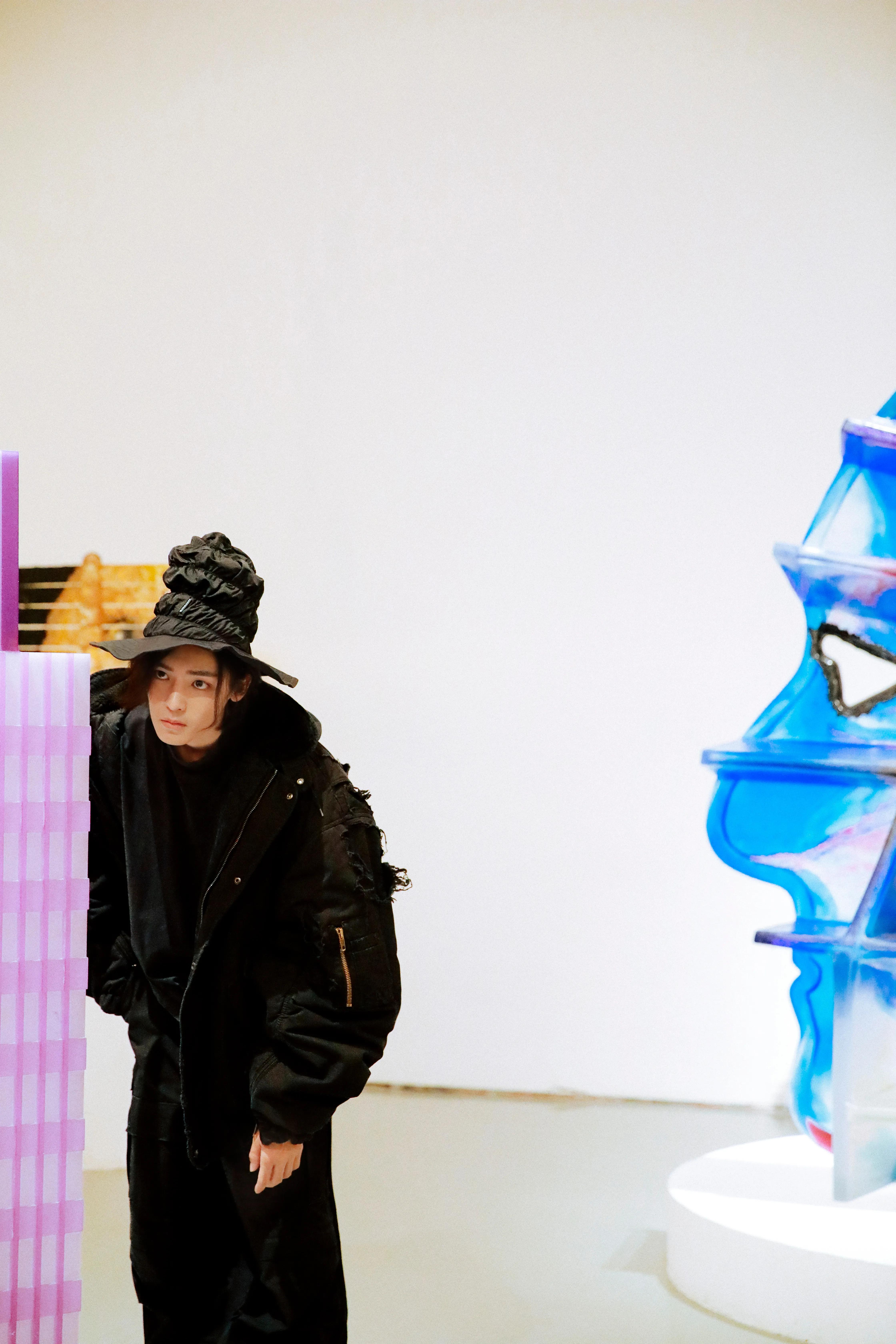 侯明昊尼龙艺术馆奇想大片，真好看，真的可可爱爱，帅帅气气