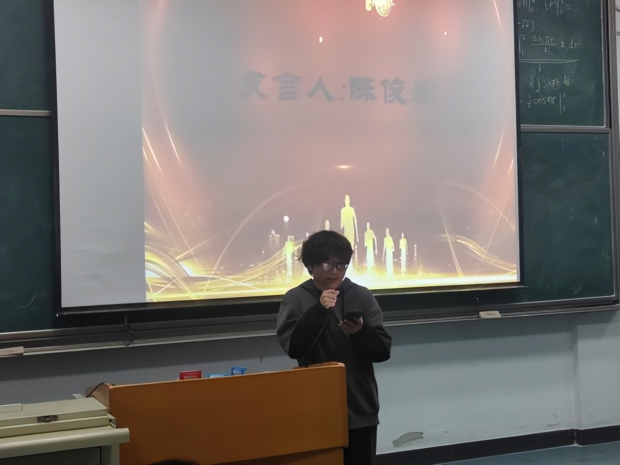 湖北工业大学继续教育学院 | 表彰大会立典范，文明寝室树新风