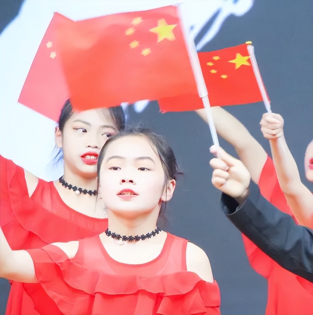 花田花绽，阅读悦心｜双流区黄甲小学举行读书节之阅读表演赛