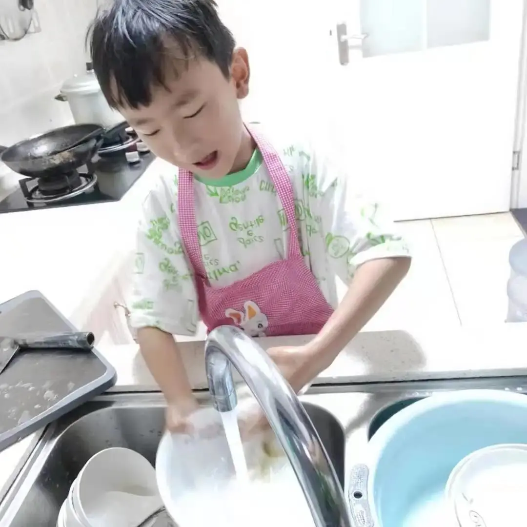 “来得正及时啊！”一份清单引起家长共鸣，桐庐有所小学已经开始