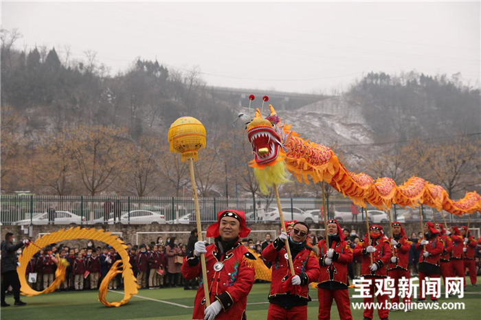 你好，春天！宝鸡中小学生迎来开学季