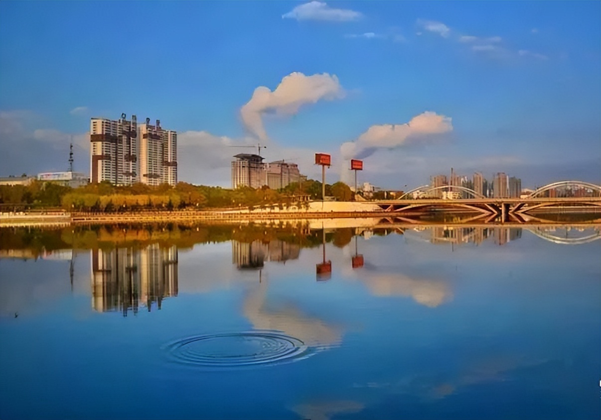 今天，全国热搜！总要去趟山西吧！