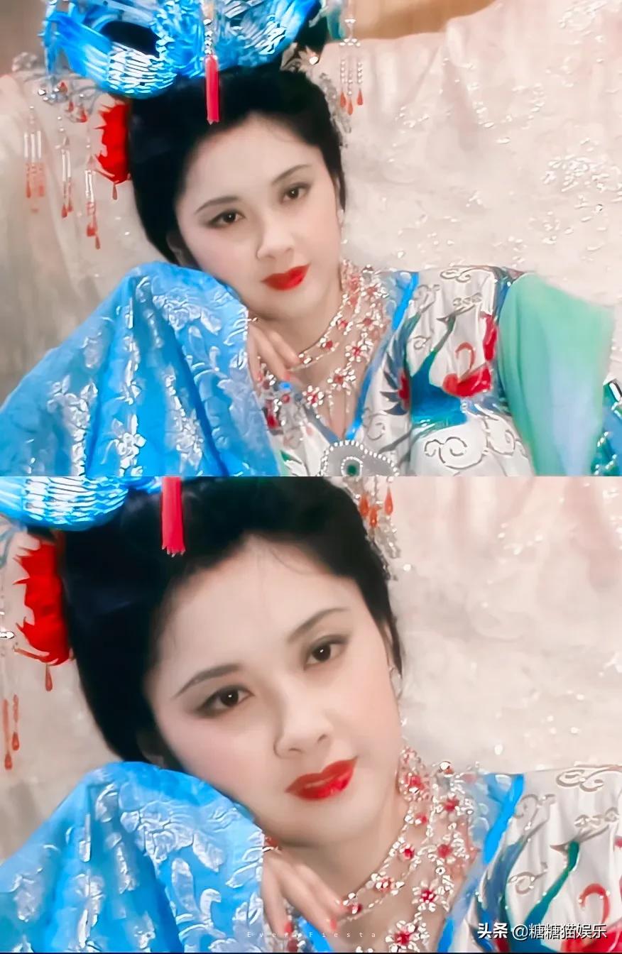 朱琳：端庄优雅，气质古典