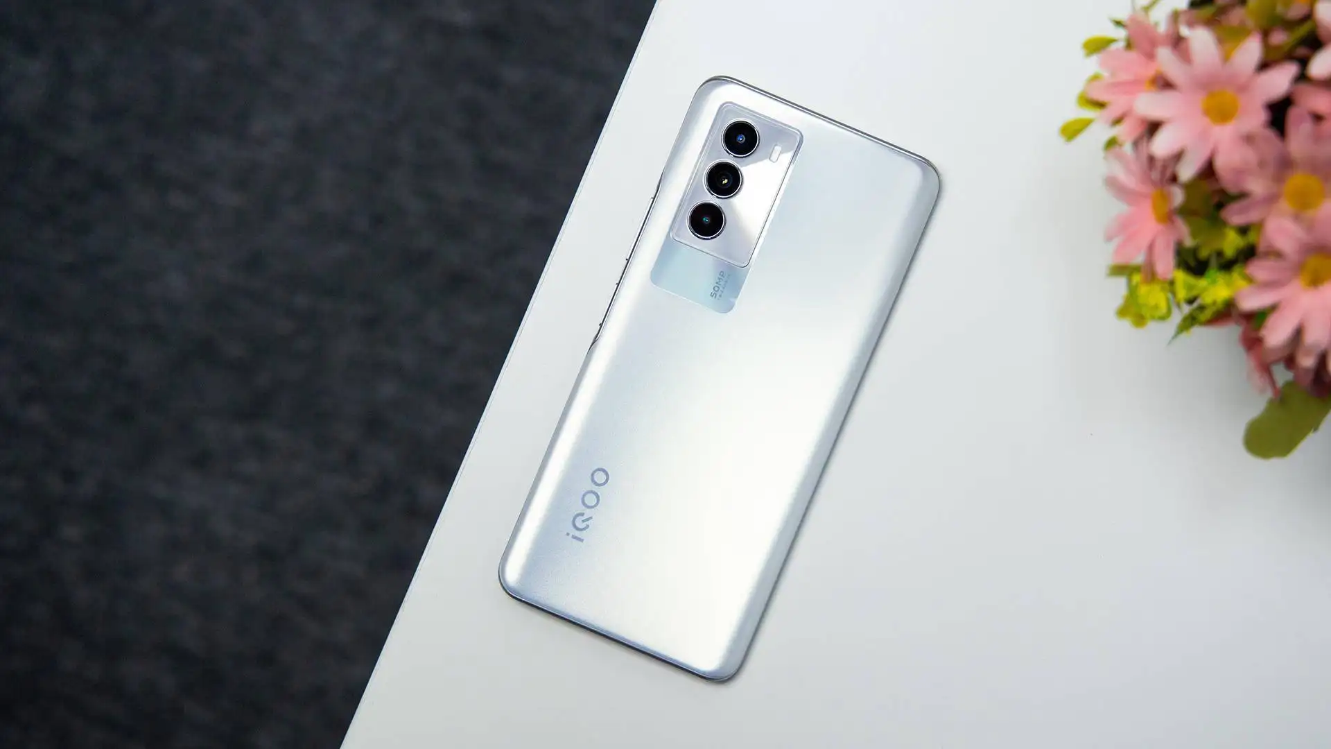 夏天可以考虑这几款搭载骁龙870的性价比手机，不输天玑8100