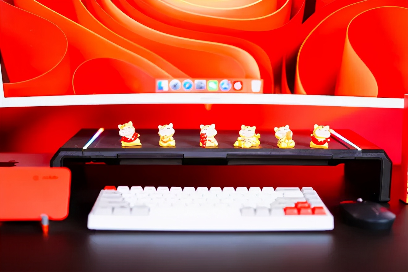 工作忙起来腰酸背痛，那就试试极创悠品电动升降桌吧
