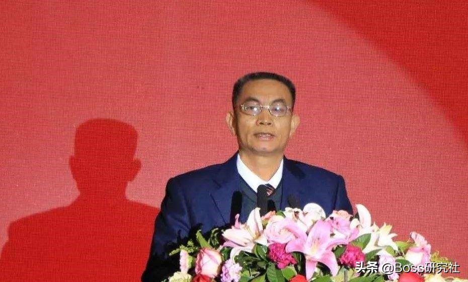 广东云浮“十大富豪”，人均身价32.3亿，温鹏程身价暴跌60亿