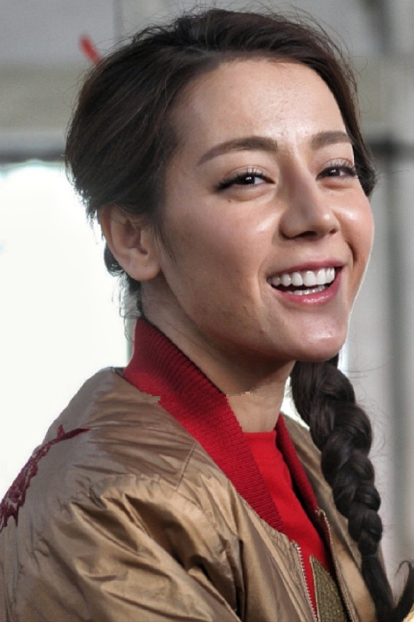 看完明星生图，实在不必为容貌焦虑