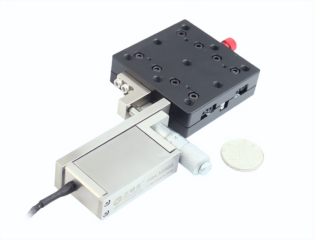 芯明天压电宏微复合运动平台 - 毫米行程、纳米精度