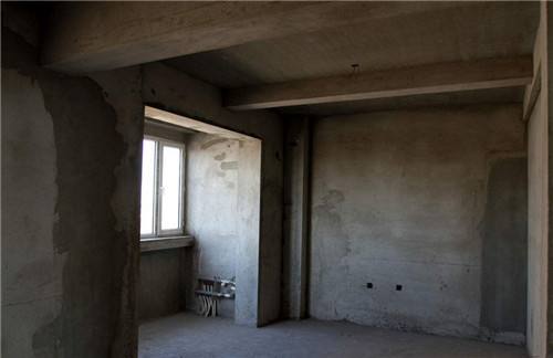 2009年，上海女硕士带母求学被拒自杀，校方回应：可赔偿，不道歉