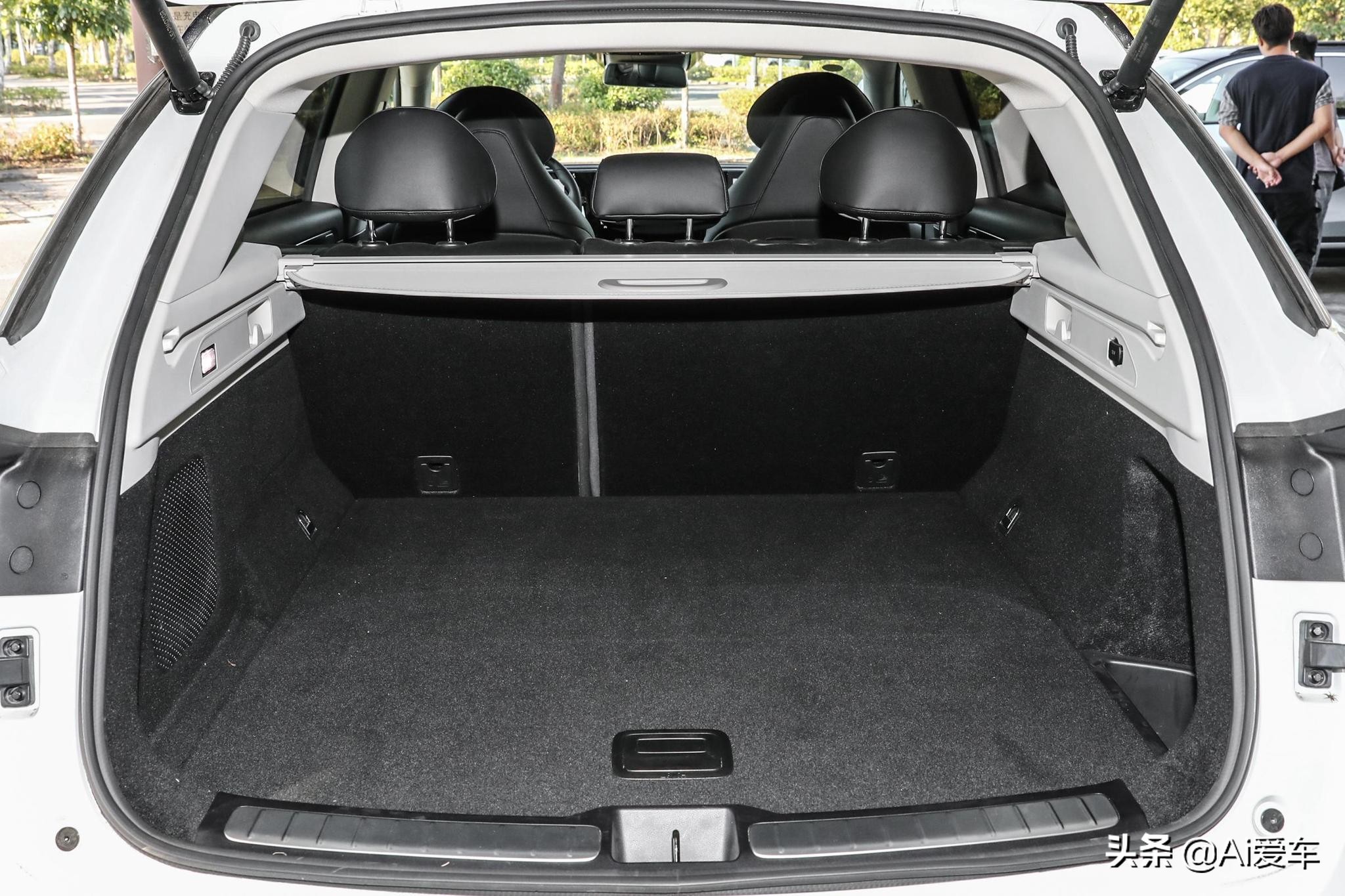 续航610公里带后驱，低价快充大空间家用SUV，养车便宜，零跑C11
