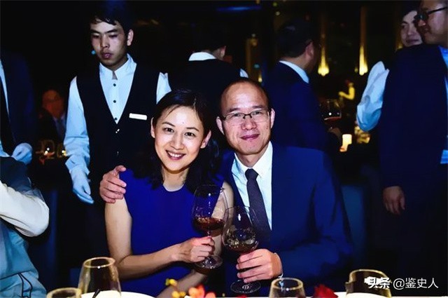 上海首富郭广昌：草根出身，用三年时间赚1个亿，迎娶美女主持人