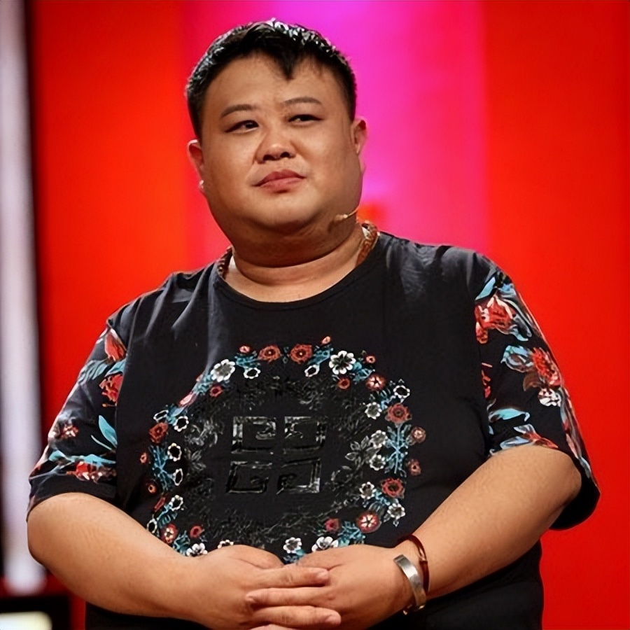 舅姥爷是相声界出了名的大佬李文华,出生于相声世家的孙越,从小就热爱