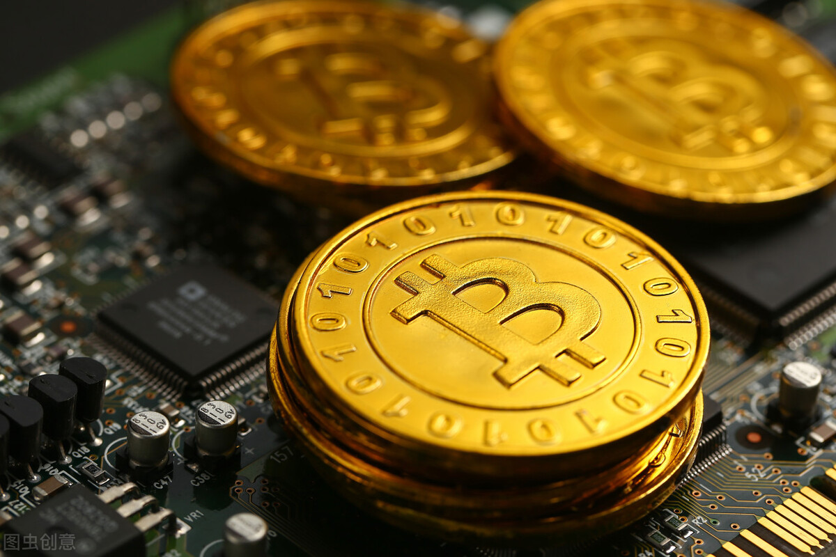 一个虚拟货币百亿归零，几十万人爆仓，这虚拟货币交易就是赌博