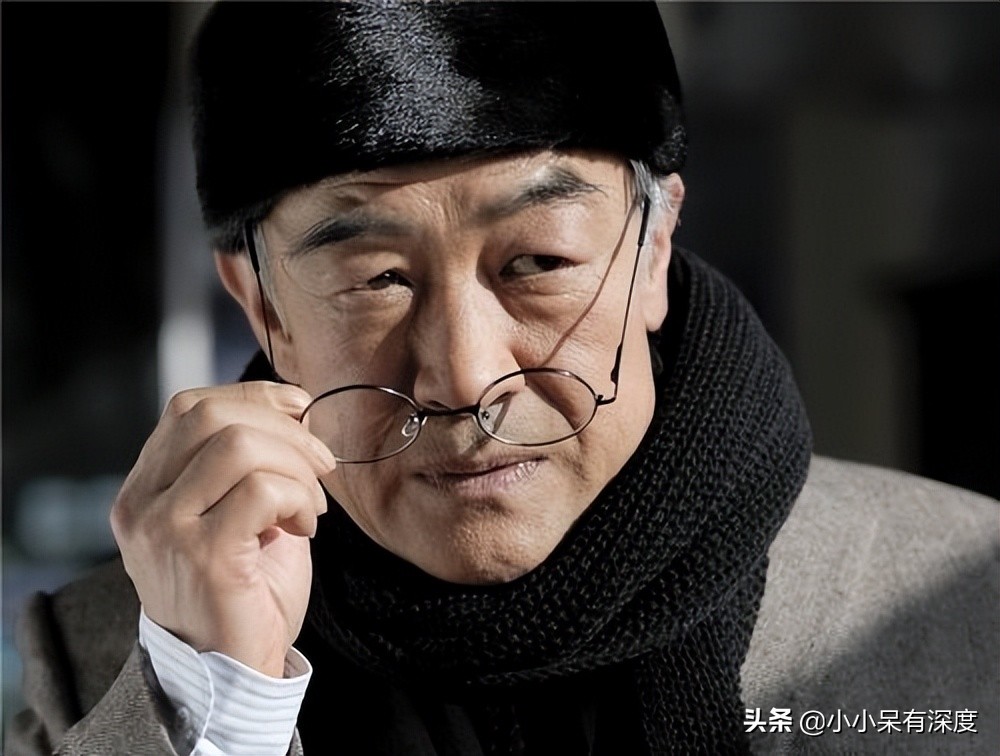 李建义近照，他靠演太监出名，戏中的他老奸巨猾，感情上没有绯闻