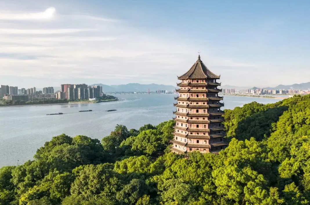 上海有望迎来“返沪潮”，部分大学生可以直接落户，但门槛太高